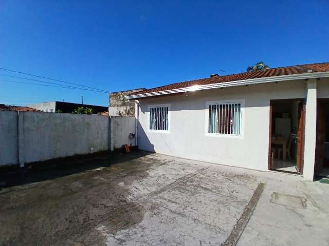 Casa com 2 dormitórios em Matinhos - Paraná