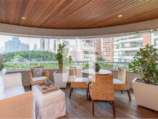 Apartamento com 3 quartos à venda na Rua Araguari, 418, Vila Uberabinha, São Paulo por R$ 5.250.000