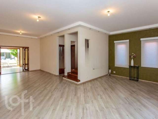 Casa com 3 quartos à venda na Rua Ribeiro do Vale, 1028, Itaim Bibi, São Paulo por R$ 2.200.000