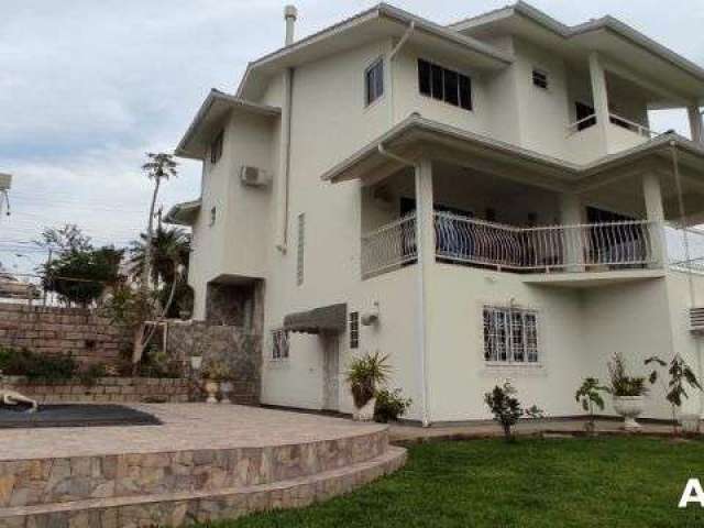 Casa á venda 5 quartos com 3 suítes - Pedra Branca - Palhoça, SC