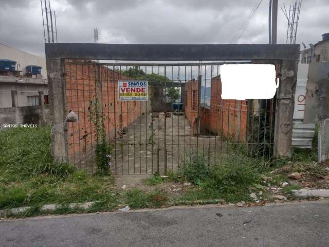 Casa para Venda em São Paulo, PARQUE TAIPAS, 1 dormitório, 1 banheiro, 6 vagas