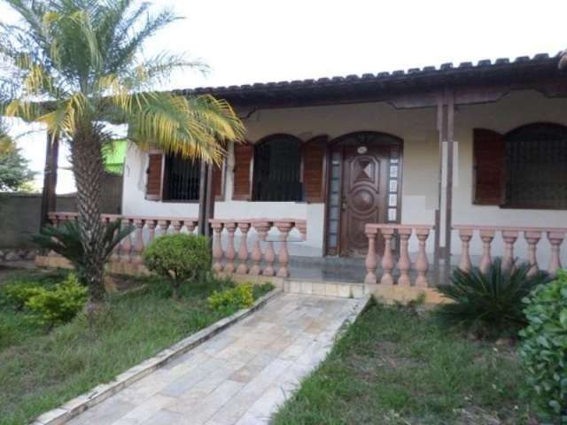 Casa com 3 quartos à venda em Letícia, Belo Horizonte , 162 m2 por R$ 699.000