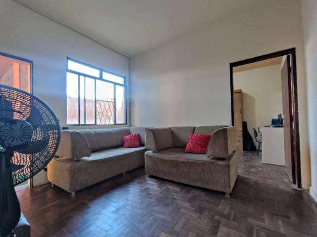 Casa com 3 quartos à venda em Piratininga (Venda Nova), Belo Horizonte , 200 m2 por R$ 377.000