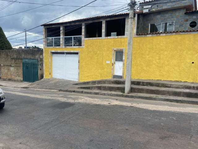 Casa com 3 quartos à venda na Europa, Belo Horizonte , 220 m2 por R$ 699.000