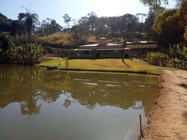 Chácara / sítio com 3 quartos à venda na Zona Rural, Caeté , 250 m2 por R$ 1.100.000