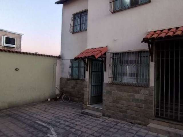 Casa com 2 quartos à venda no Sinimbu, Belo Horizonte , 50 m2 por R$ 230.000