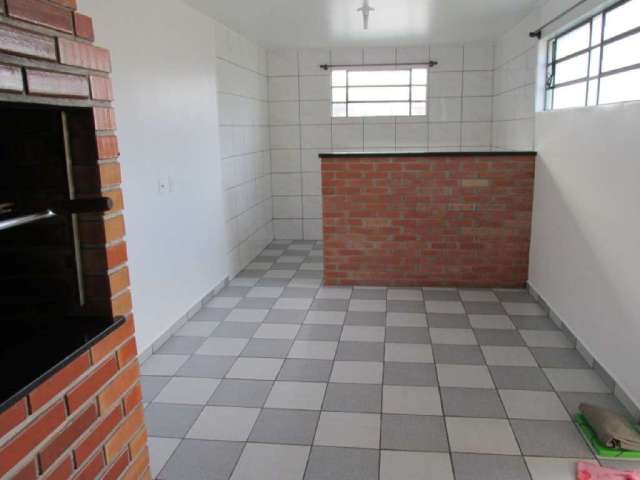 Casa Residencial com 2 quartos  para alugar, 78.65 m2 por R$2100.00  - Xaxim - Curitiba/PR