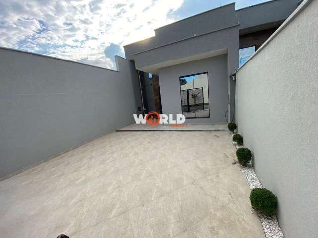 Casa nova moderna com piscina
