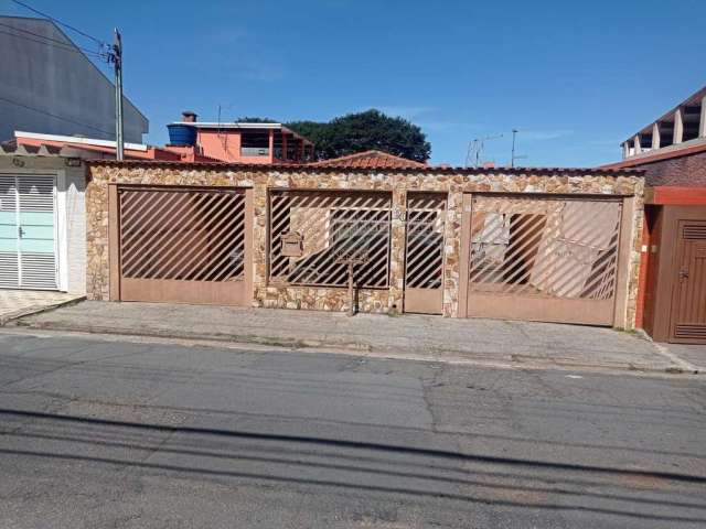 Casa para Venda em Santo André, Parque Oratório, 3 dormitórios, 1 suíte, 2 banheiros, 5 vagas