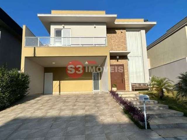 Casa de Condominio à Venda com 290m², 3 dormitórios, 2 suítes, 2 salas e 4 vagas!!!