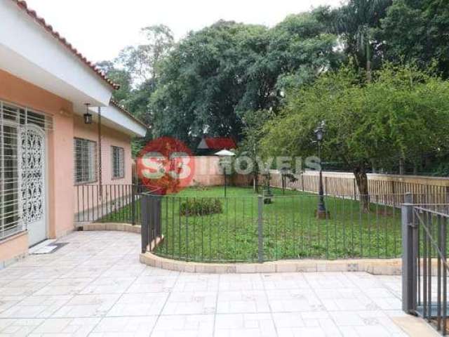 Casa de vila  para venda com 4 quartos, 179m²