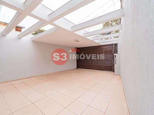 Casa tipo  para venda com 3 quartos, 195m²