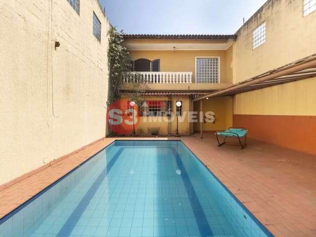 Casa tipo  para venda com 3 quartos, 380m²