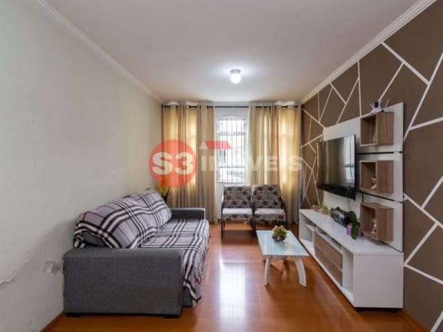 Sobrado  para venda com 3 quartos, 217m²