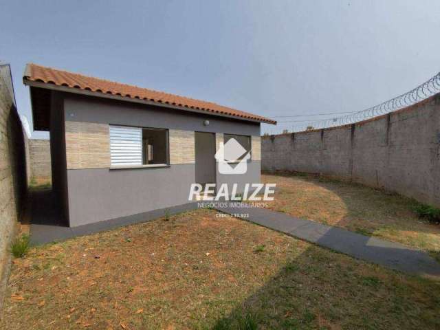 Casa com 2 dormitórios à venda, 44 m² por R$ 230.000,00 - Residencial Paratodos - Botucatu/SP