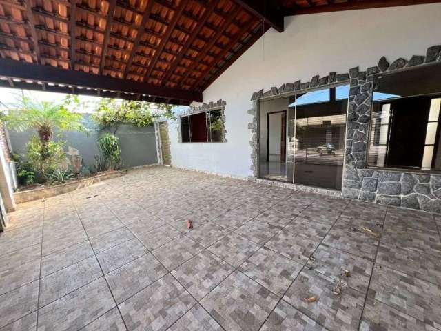 Oportunidade -  Casa Vila Pinheiro Machado / Vila Ângela - Botucatu / SP