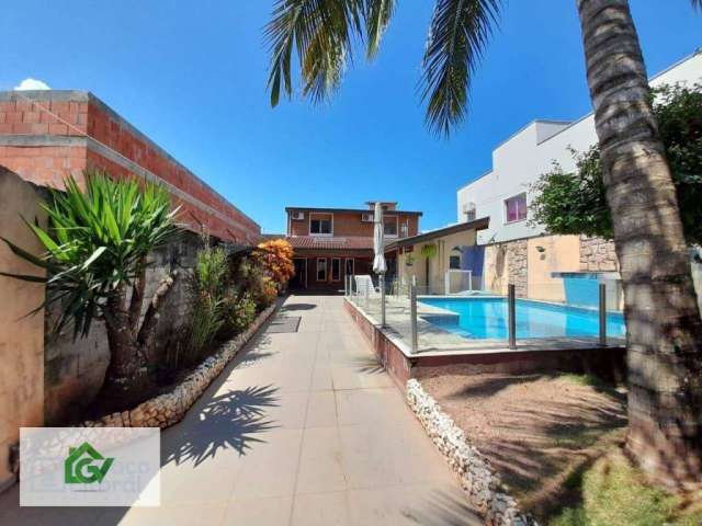 Casa com 3 dormitórios à venda, 244 m² por R$ 830.000,00 - Martim de Sá - Caraguatatuba/SP