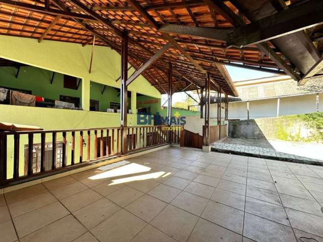 Casa Colonial 5 Quartos em Jardim Alvorada, Justinópolis!