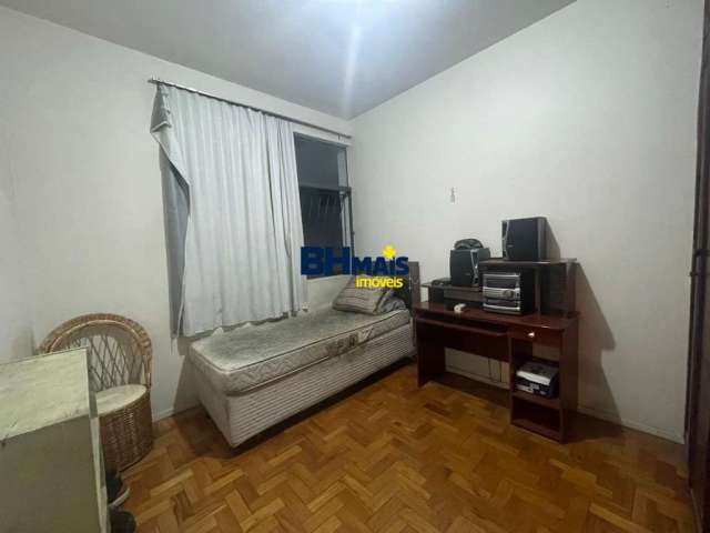 Apartamento com 3 quartos à venda na Rua Anchieta, 192, Padre Eustáquio, Belo Horizonte por R$ 240.000