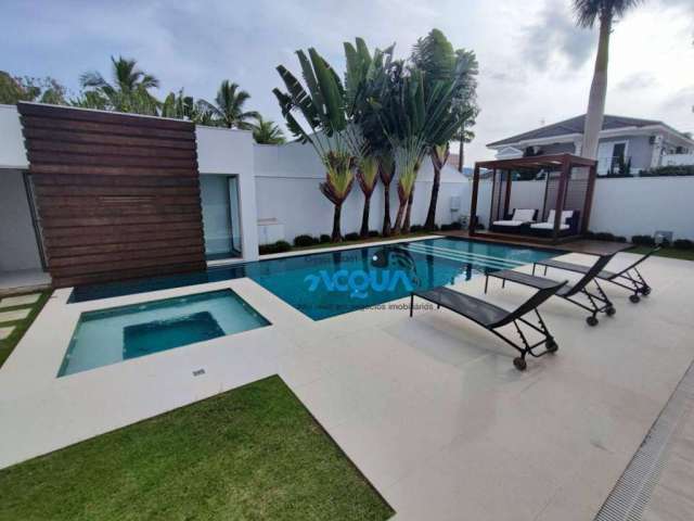 Casa com 5 dormitórios à venda, 480 m² por R$ 6.000.000,00 - Jardim Acapulco - Guarujá/SP