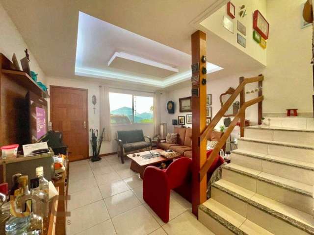 Casa com 3 dormitórios à venda, 98 m² por R$ 595.000,00 - Cascata dos Amores - Teresópolis/RJ