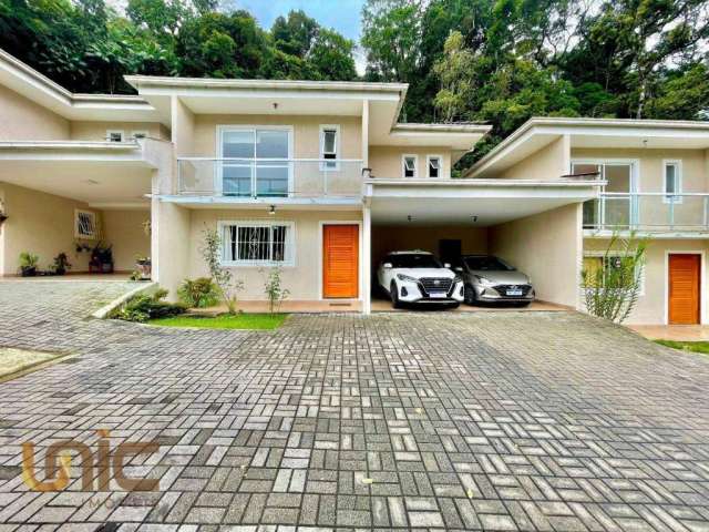 Casa com 4 dormitórios à venda, 146 m² por R$ 780.000,00 - Comary - Teresópolis/RJ