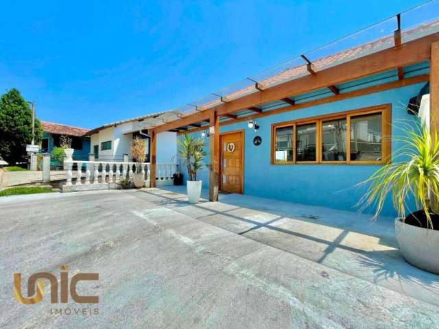 Casa com 2 dormitórios à venda, 152 m² por R$ 795.000,00 - Albuquerque - Teresópolis/RJ