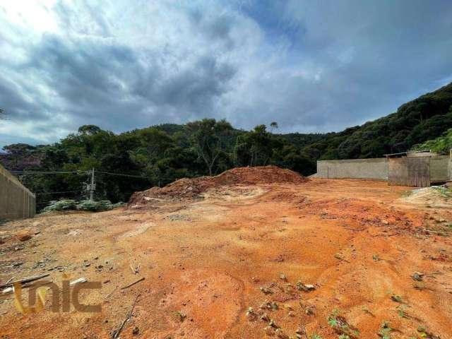 Terreno à venda, 813 m² por R$ 450.000,00 - Prata - Teresópolis/RJ