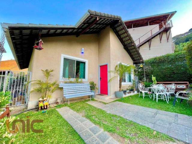 Casa com 3 dormitórios à venda, 78 m² por R$ 550.000,00 - Vargem Grande - Teresópolis/RJ