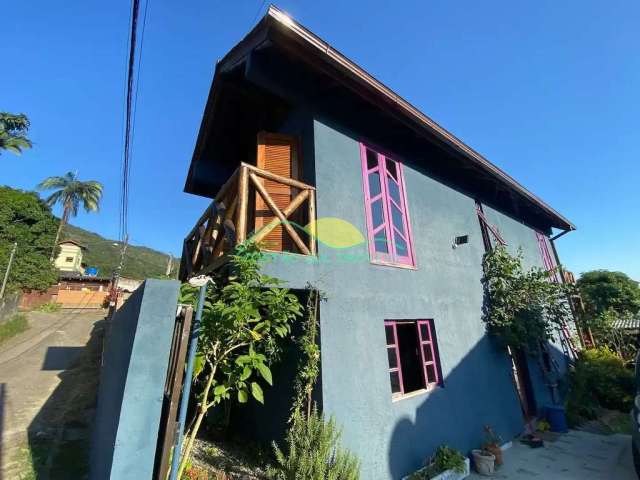 LOCAÇÃO DE TEMPORADA - Casa Rústica Charmosa com Vista para o Mar, Ribeirão da Ilha, Florianópolis,