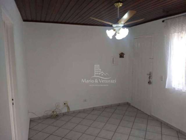 Apartamento com 2 dormitórios à venda por R$ 150.000,00 - Vila Santo Antônio - Guarujá/SP