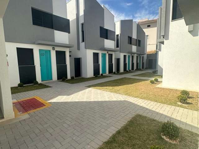 Lindo condominio de casas proximo ao centro