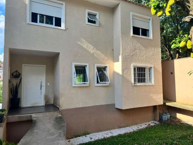 Casa com 3 Dormitórios sendo 1 suíte 280 metros por 1.250.000,00