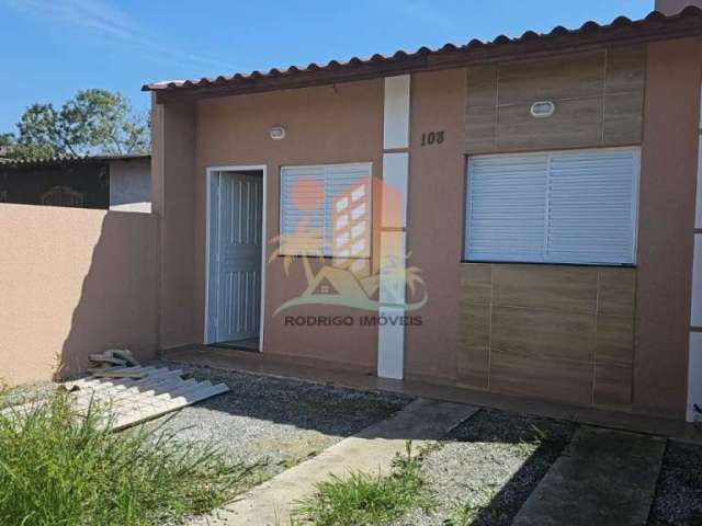 Casa com 2 quartos à venda na Avenida Paranaguá, 0, Riviera, Matinhos por R$ 210.000