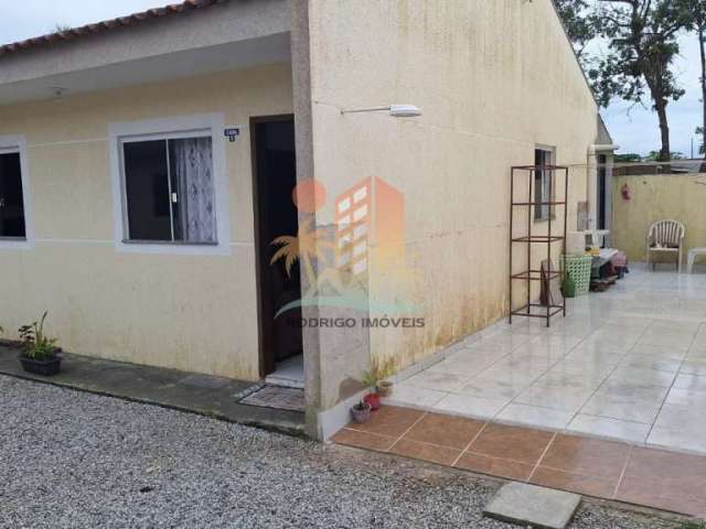 Casa com 2 quartos à venda no Albatroz