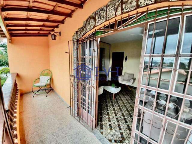 Casa com 3 quartos à venda na Rua Cadiz, 10, Europa, Belo Horizonte por R$ 800.000