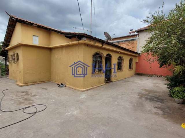 Casa com 3 quartos à venda na Mantiqueira, Belo Horizonte  por R$ 650.000