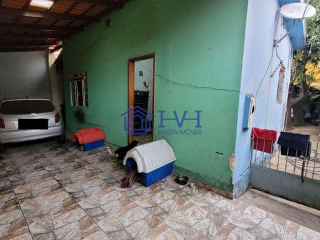 Casa com 2 quartos à venda em Minas Caixa, Belo Horizonte  por R$ 320.000