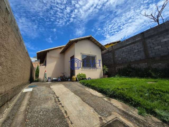 Casa com 2 quartos para alugar em Shalimar, Lagoa Santa  por R$ 2.200