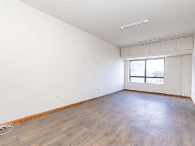 Conjunto para alugar, 91 m² por R$ 4.260,15/mês - Alto da Glória - Curitiba/PR