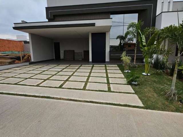 Linda e moderna Casa à venda, com piscina , rica em armários ,condomínio Evidências em Indaiatuba,