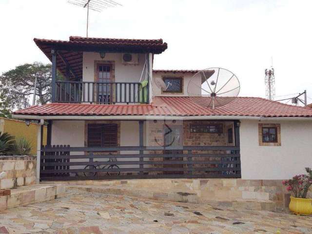 Casa com 3 dormitórios à venda, 260 m² por R$ 650.000,00 - Itapeba - Maricá/RJ