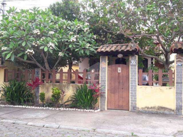 Casa com 2 dormitórios à venda, 64 m² por R$ 450.000,00 - Ponta Grossa - Maricá/RJ