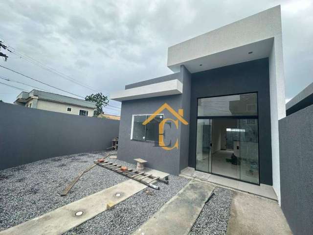 Casa com 2 dormitórios à venda, 55 m² por R$ 310.000,00 - Verdes Mares - Rio das Ostras/RJ