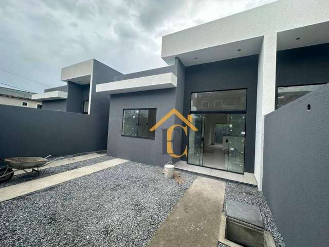 Casa com 2 dormitórios à venda, 55 m² por R$ 300.000,00 - Verdes Mares - Rio das Ostras/RJ