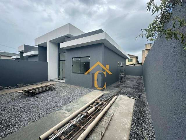 Casa com 2 dormitórios à venda, 55 m² por R$ 305.000,00 - Verdes Mares - Rio das Ostras/RJ