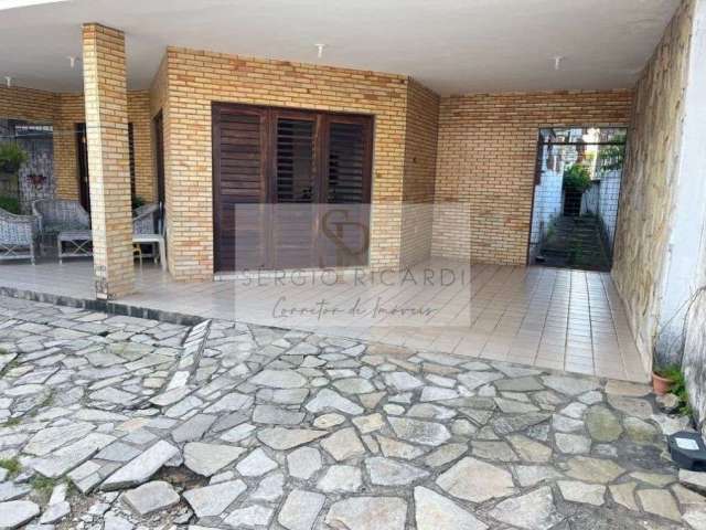 Casa com 3 quartos à venda no Bessa, João Pessoa , 183 m2 por R$ 900.000