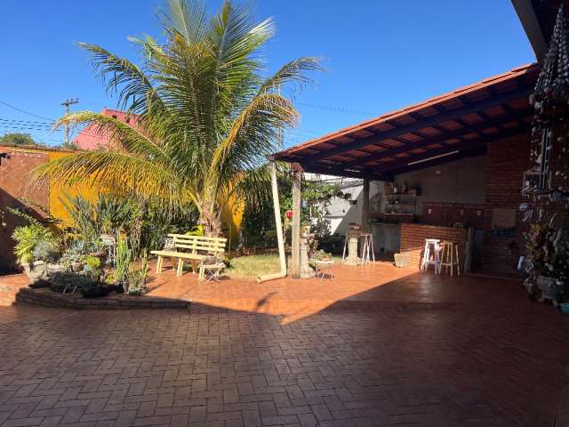 Linda casa no Bairro Jaraguá