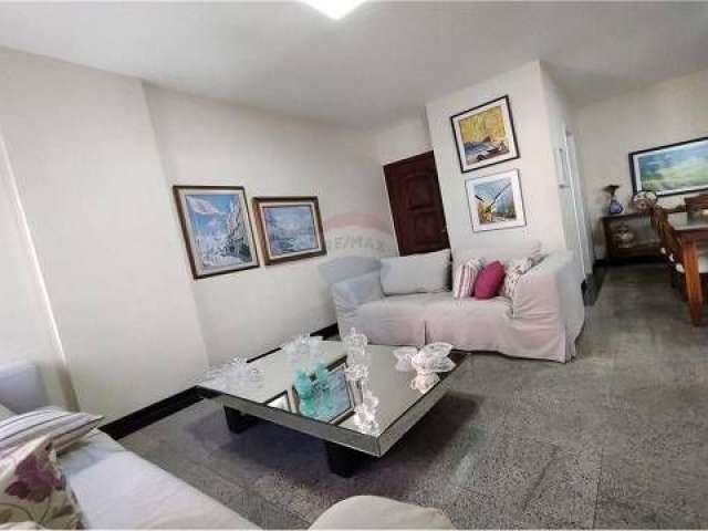 Apartamento excelente à venda 3/4 e 135M2, suítes, nascente, varanda, Pituba, Salvador/BA.