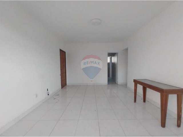 Apartamento excelente à venda, 2/4, suíte, 85M2, elevador, Jardim Apipema , Salvador, BA